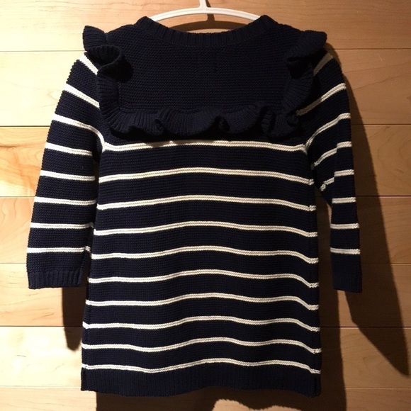 4 for $25.  NWT Baby Gap 6-12 - Picture 6 of 7